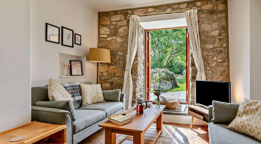 Photo of 4 Bed in Bovey Tracey