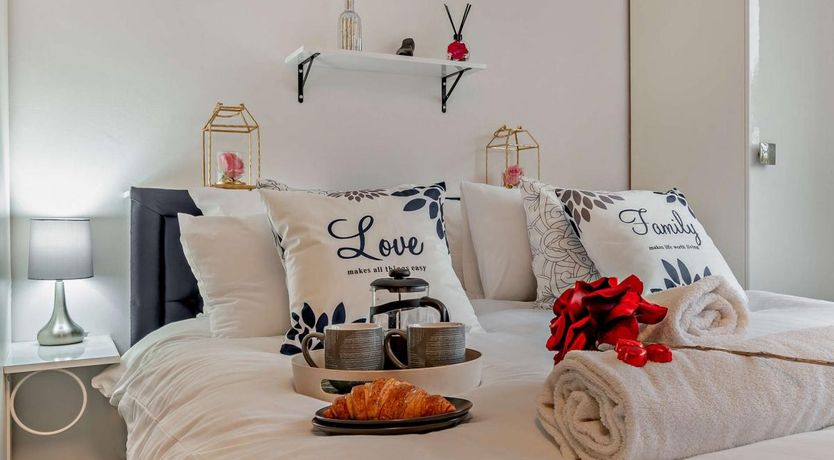 Photo of 2 Bed in Stratford-upon-Avon