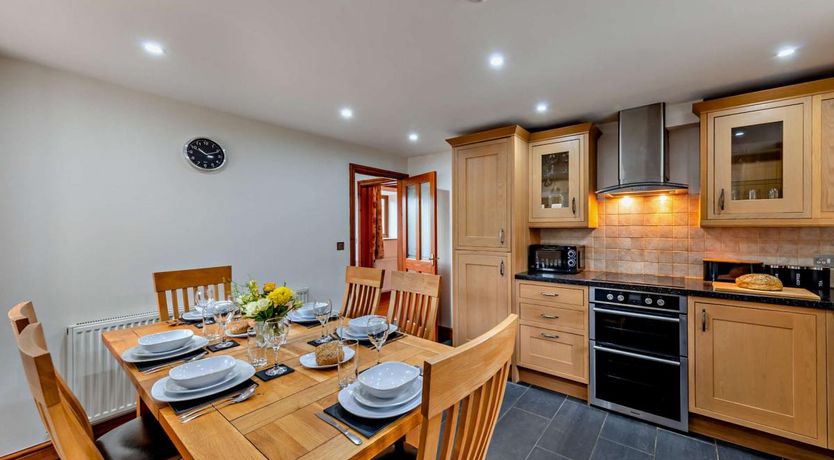 Photo of 3 Bed in Llanuwchllyn