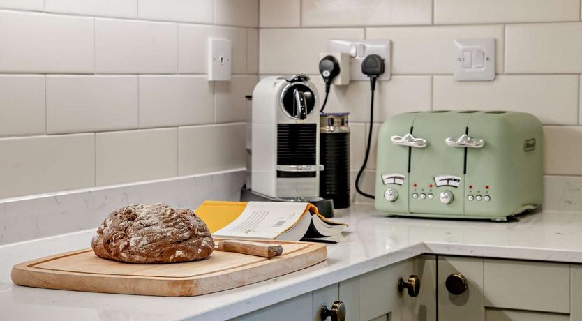 Photo of 5 Bed in Lower Slaughter