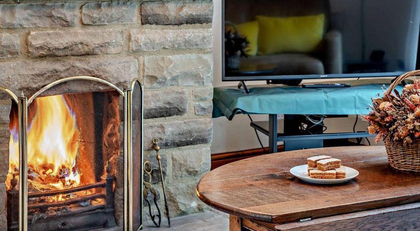 Photo of 5 Bed in Lower Slaughter