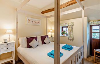 1 Bed in Holmrook Holiday Home