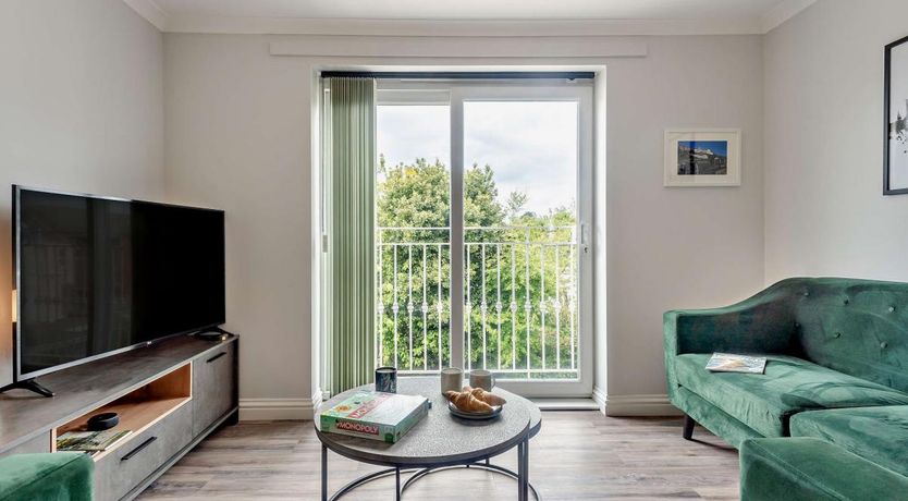 Photo of 2 Bed in Freshwater