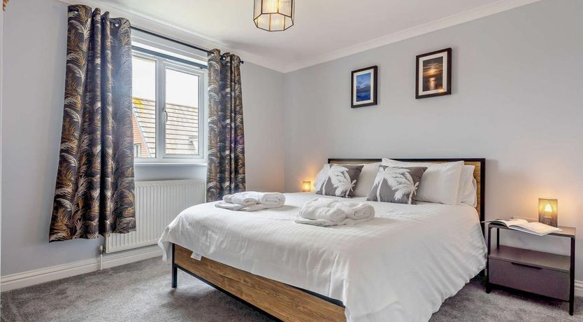 Photo of 2 Bed in Freshwater