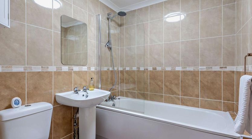 Photo of 2 Bed in Freshwater