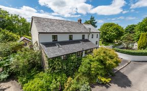 Photo of Waterland Farmhouse