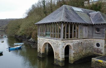 Oakenhurst Holiday Home