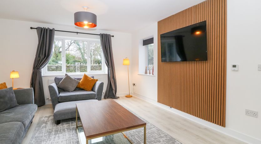 Photo of White Bull House