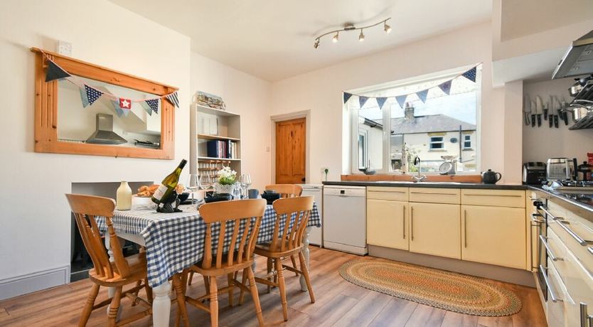 Photo of Rosedale House