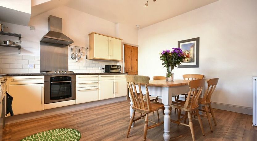 Photo of Rosedale House