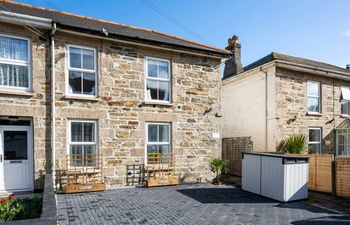 Beachspoke Loft Holiday Home