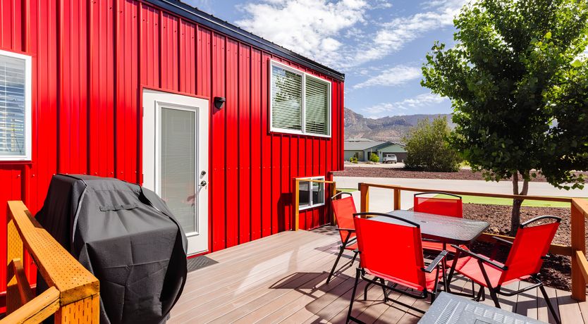 Photo of Apple Valley Retreat