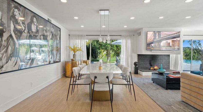 Photo of Beverly Thrills