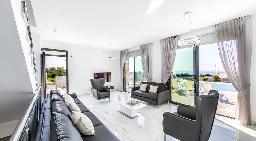 Photo of Pearl & Olive