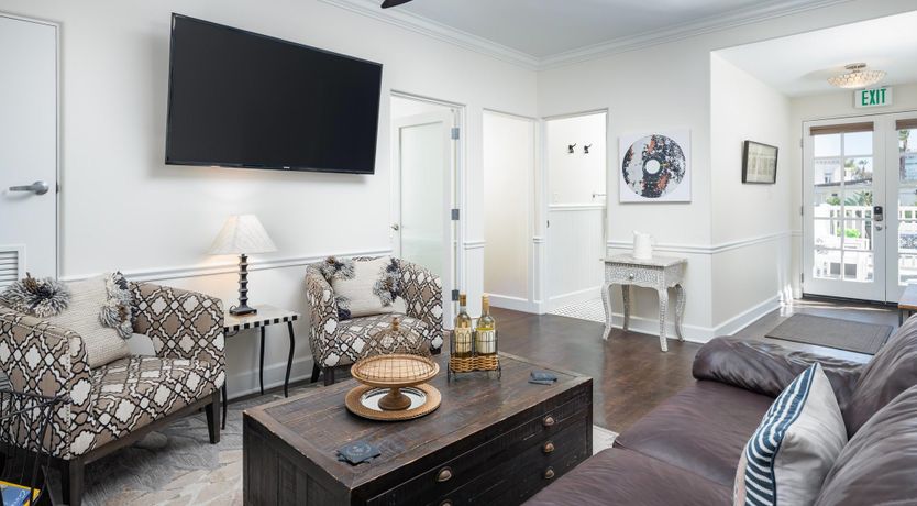 Photo of The Paintbrush