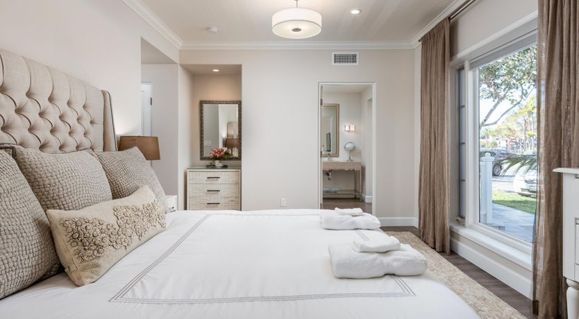 Photo of The Paintbrush