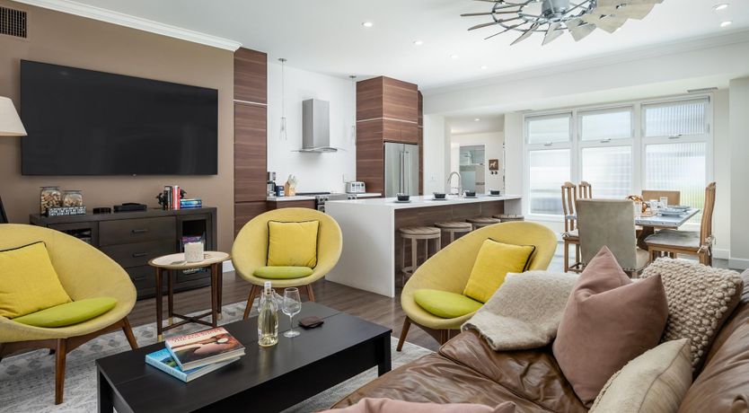 Photo of The Paintbrush