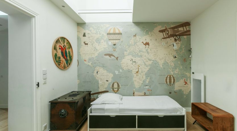 Photo of Parisian Family