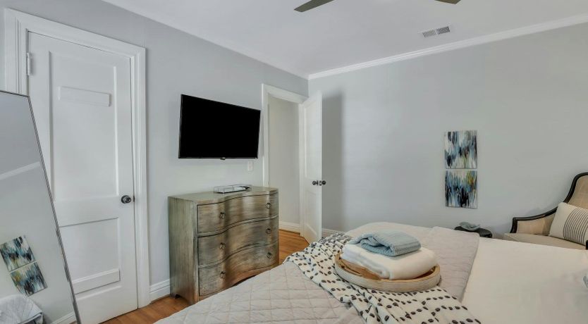 Photo of Mid-Century Living