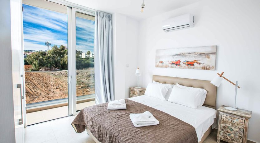 Photo of Barefoot on the Waterfront