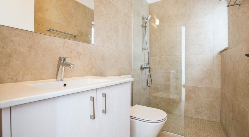 Photo of Barefoot on the Waterfront