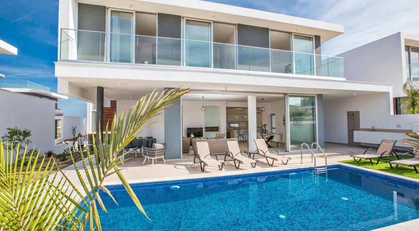 Photo of Barefoot on the Waterfront