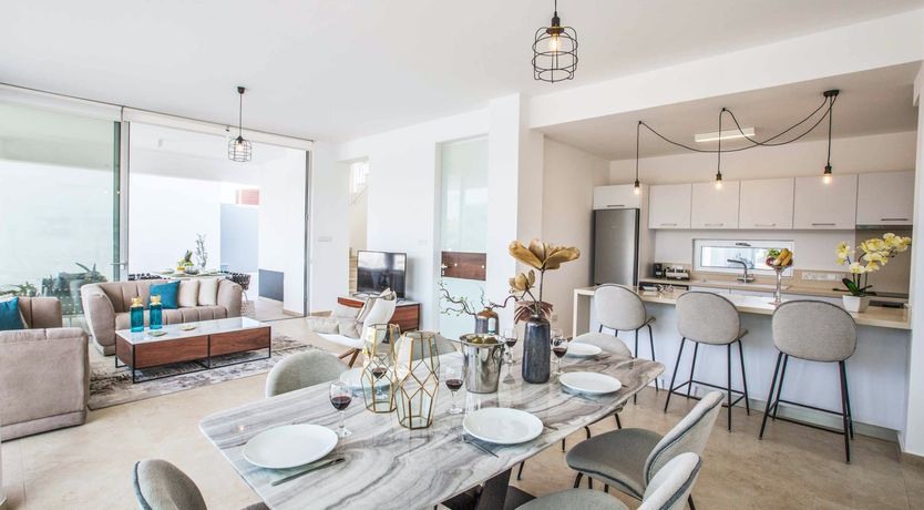 Photo of Barefoot on the Waterfront