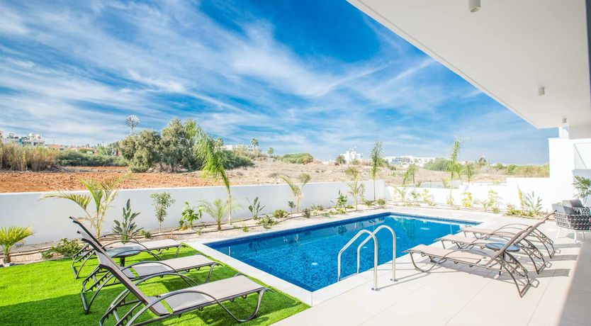 Photo of Barefoot on the Waterfront