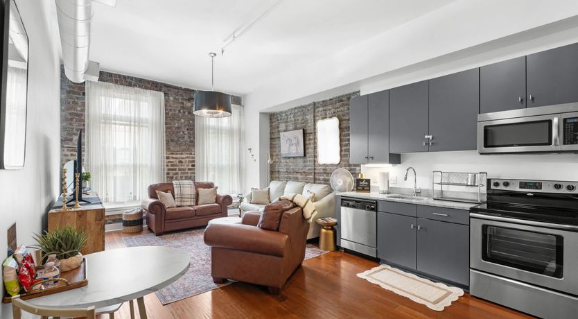 Photo of Charming Urban Oasis