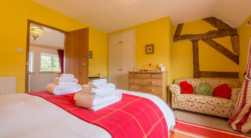 Photo of Buttercups & Roses