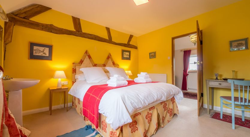 Photo of Buttercups & Roses