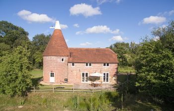 The Old Oast House Holiday Home