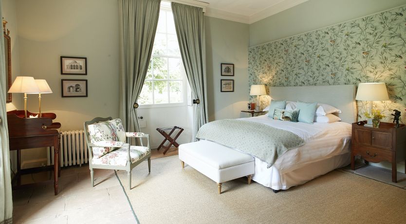 Photo of A Common English Song