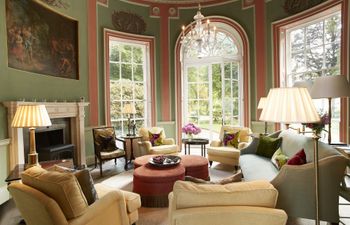 A Common English Song Holiday Home