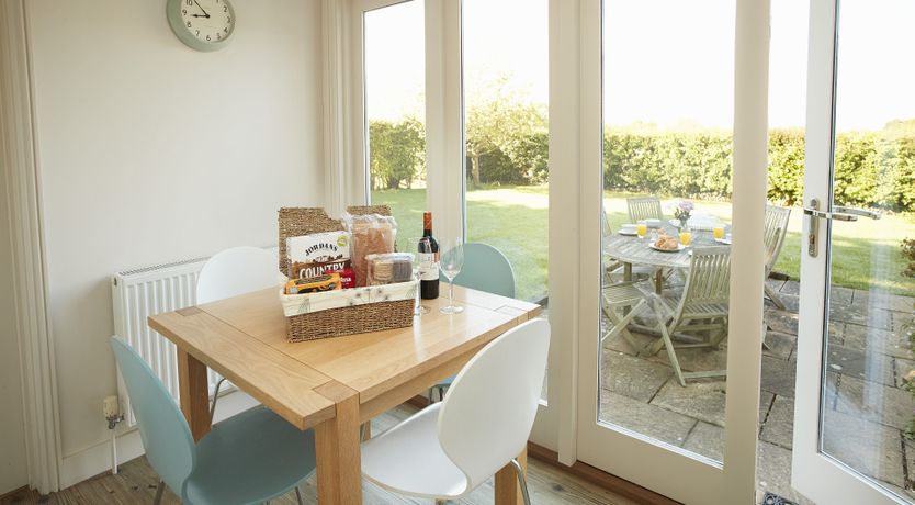 Photo of The White Roses