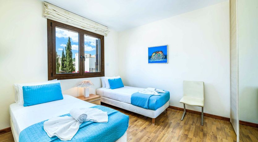 Photo of Shoreline Haven