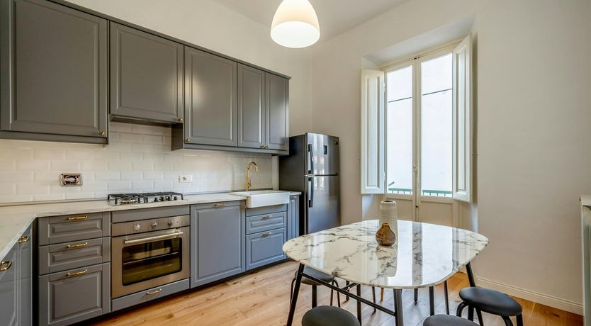 Photo of Florentine Muse