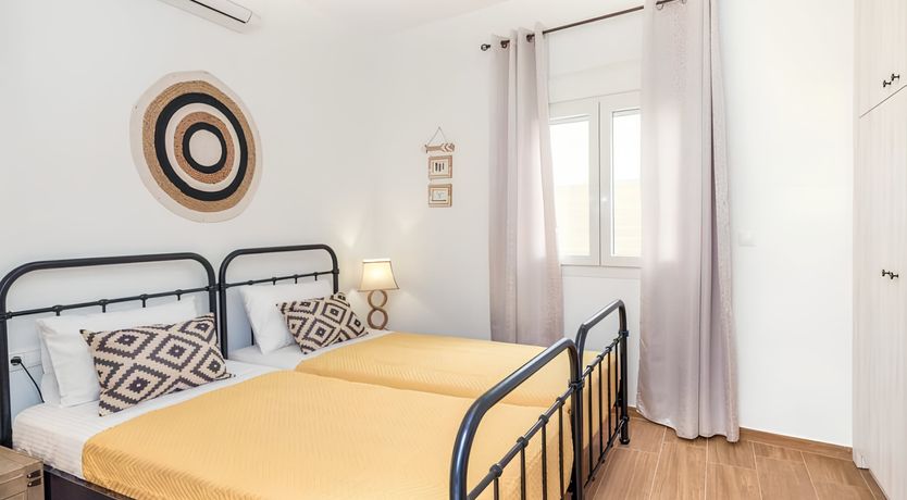 Photo of Sea & Shore