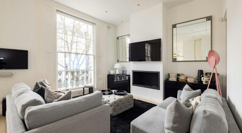 Photo of Weekend Living