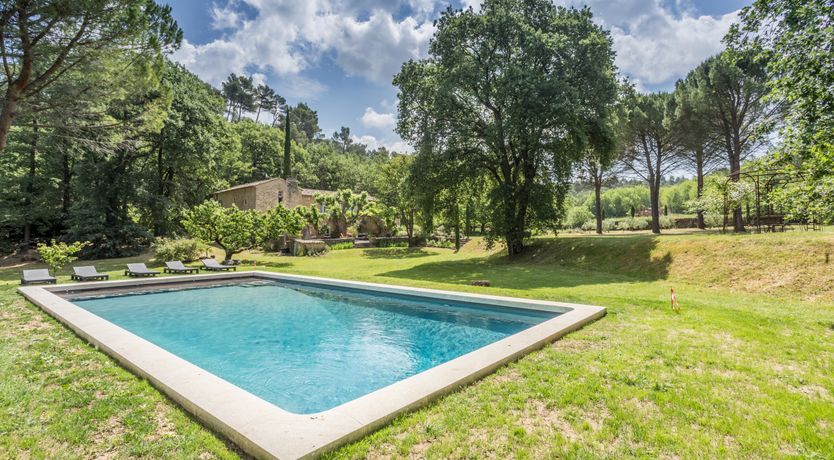 Photo of Champagne & Roses