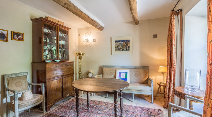 Photo of Champagne & Roses