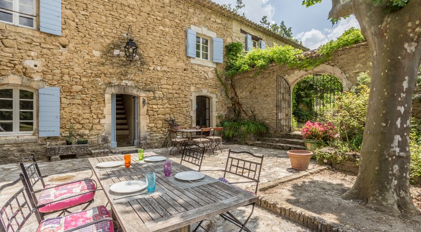 Photo of Champagne & Roses