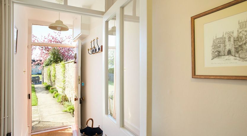 Photo of Honeysuckle & Rose