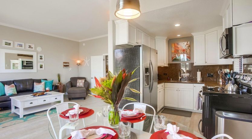 Photo of Paradise On The Pacific