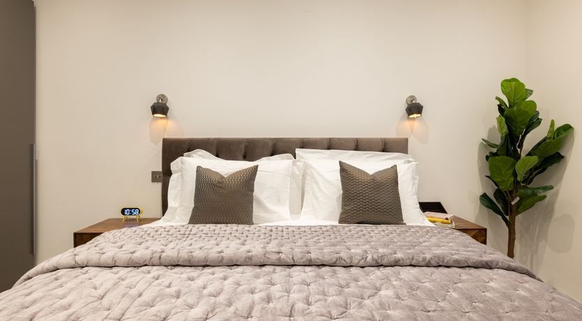 Photo of Monkey in the Middle