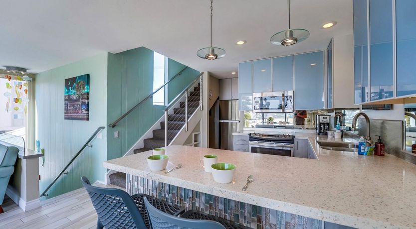 Photo of Non Stop Waves