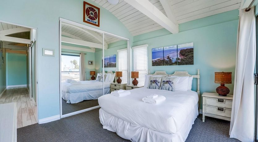 Photo of Non Stop Waves