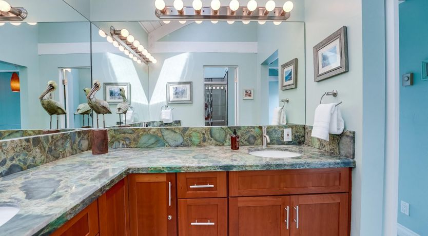 Photo of Non Stop Waves