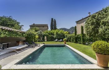 Champagne & Provence Holiday Home