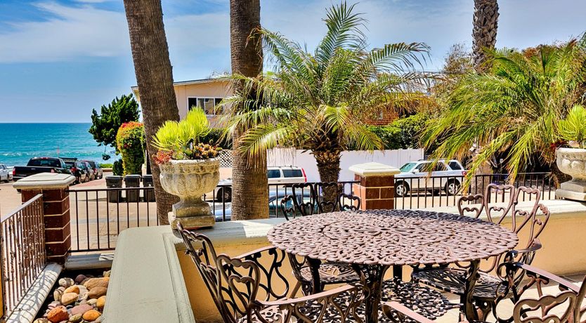 Photo of Apricot Coastline